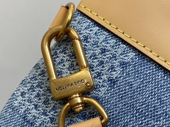 First bag ru VUITTON POCHETTE LOUIS TO-GO-30*21.5*2cm 0712